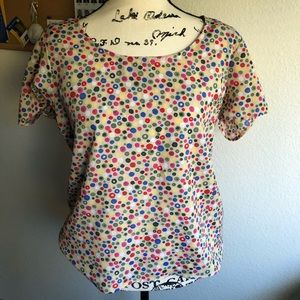 Polka dot, zipper back top!